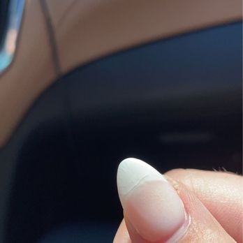 Glamorous Nails - Noticed the crack forming on day 4 but then it got bigger day by day. - Nail Salons Near Me - Tulsa, Oklahoma
