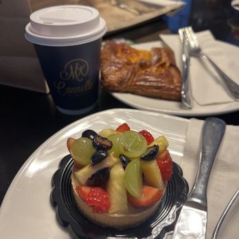 Cannelle - Fruit tart and apricot pastry - Coffee & Tea Near Me - Ann Arbor, Michigan