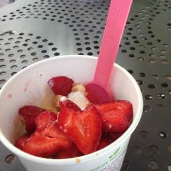 Yogurtland - Strawberry and cheesecakebits - Ice Cream & Frozen Yogurt Near Me - Irvine, California Yogurtland - Strawberry and cheesecakebits - Ice Cream & Frozen Yogurt Near Me - Irvine, California
