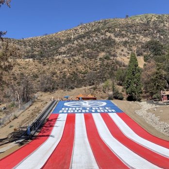 Oak Tree Mountain - 8 lane slide - Amusement Parks Near Me - Oak Glen, California