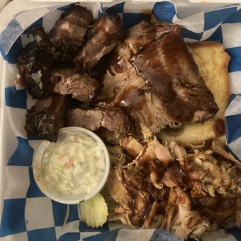 Davis BBQ - Burnt ends, brisket, chicken. - Barbeque Near Me - Sterling, Massachusetts