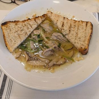 Grand Isle Seafood - Oyster soup - Southern Near Me - New Orleans, Louisiana