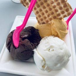 Trio with chocolate, orange creamsicle, and honey vanilla Trio with chocolate, orange creamsicle, and honey vanilla