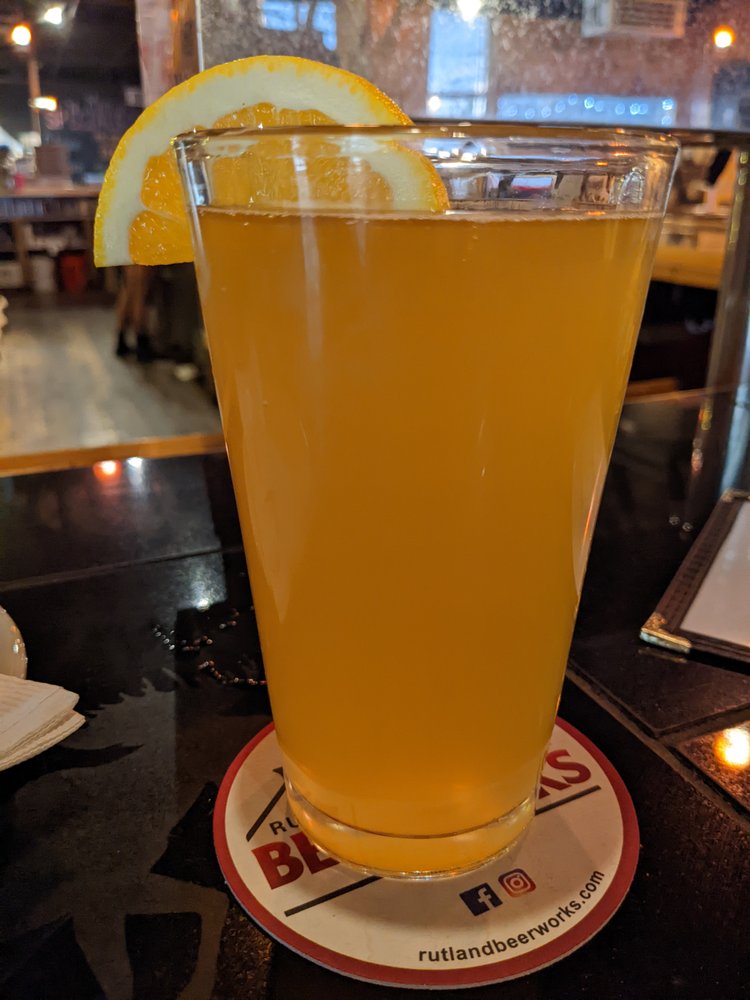 RUTLAND BEER WORKS Updated September 2024 10 Photos 41 Center St