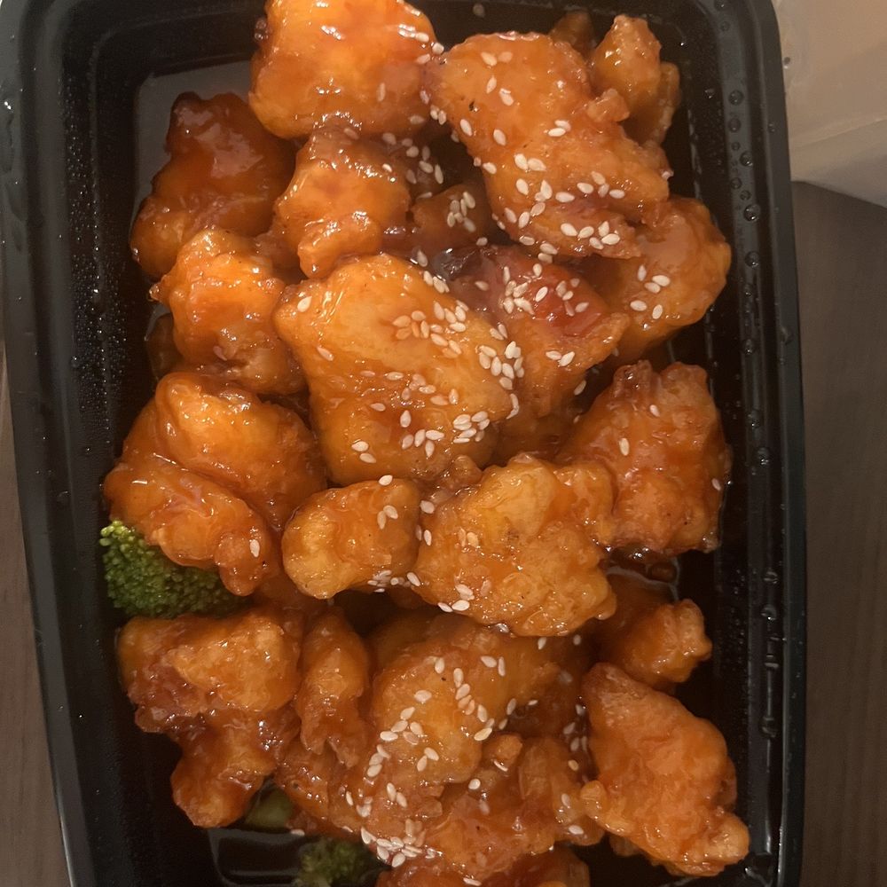 Han Noodle Bar - E1. Sesame Chicken - Chinese Near Me - Rochester, New York Han Noodle Bar - E1. Sesame Chicken - Chinese Near Me - Rochester, New York