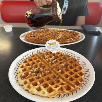 Waffle House - Pecan Waffle was legit & crispy - Breakfast & Brunch Near Me - Hendersonville, Tennessee Waffle House - Pecan Waffle was legit & crispy - Breakfast & Brunch Near Me - Hendersonville, Tennessee