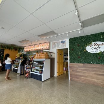 Vina Cafe - Juice Bars & Smoothies Near Me - Aiea, Hawaii