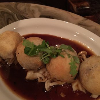 Hy's Steak House - Steakhouses Near Me - Honolulu, Hawaii