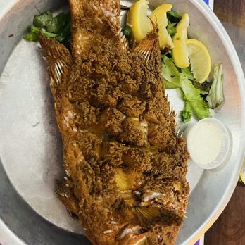 Seafood Seller & Cafe - Hog fish - Seafood Near Me - Crystal River, Florida
