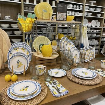 Sur La Table - Kitchen Supplies Near Me - Woodland Hills, California Sur La Table - Kitchen Supplies Near Me - Woodland Hills, California