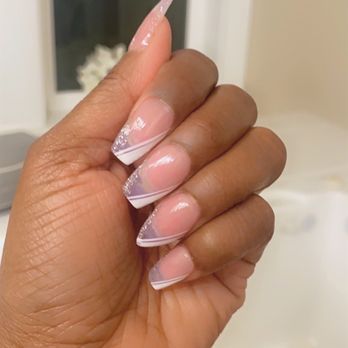 Chic Nails - Nail Salons Near Me - Medford, Oregon