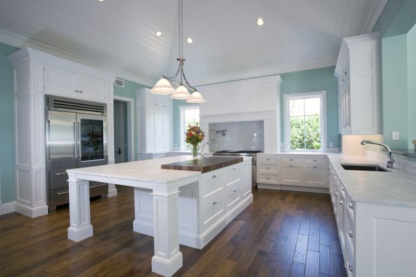 Revive Remodels Logo