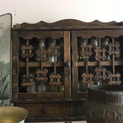 Shade Tree Furniture & Antiques