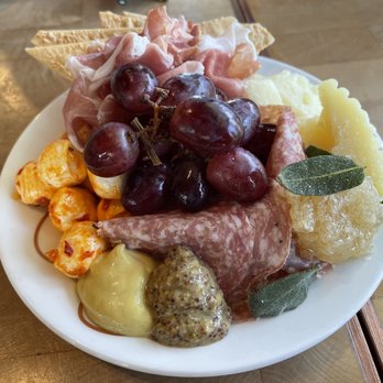 GIADA - Salumi and Formaggi plate - Italian Near Me - Las Vegas, Nevada GIADA - Salumi and Formaggi plate - Italian Near Me - Las Vegas, Nevada