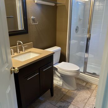 It’s Cleaning Time - Bathroom cleanup - Home Cleaning Near Me - Round Rock, Texas