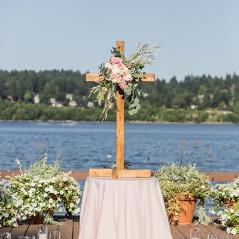 Kiana Lodge - Venues & Event Spaces Near Me - Poulsbo, Washington Kiana Lodge - Venues & Event Spaces Near Me - Poulsbo, Washington