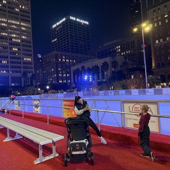 Holiday Ice Rink - Benches to gear up! - Skating Rinks Near Me - Los Angeles, California Holiday Ice Rink - Benches to gear up! - Skating Rinks Near Me - Los Angeles, California