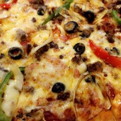 Yellow Cab Pizza - Get in mah belly!