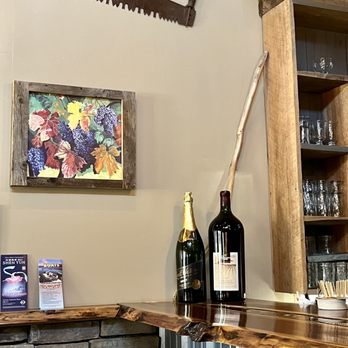 Timber Stone Grill - Ambiance - New American Near Me - Hammondsport, New York Timber Stone Grill - Ambiance - New American Near Me - Hammondsport, New York