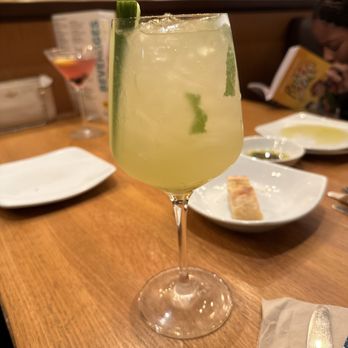 California Pizza Kitchen - Cucumber Reviver - Pizza Near Me - Bridgewater, New Jersey