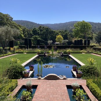 Filoli - The breathtaking scenery - Botanical Gardens Near Me - Woodside, California