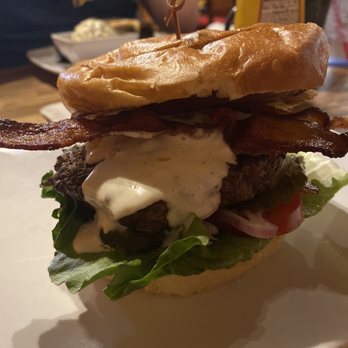 Darbi's Cafe - Black and Blue Burger - American Near Me - Pinetop, Arizona