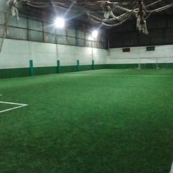 Horizonte - La cancha techada.