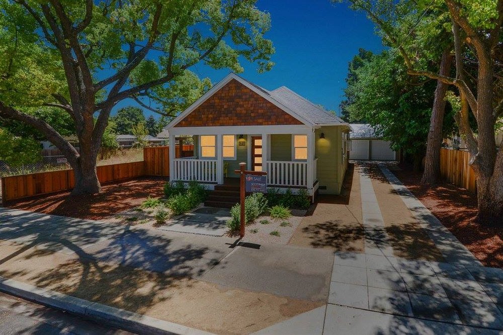 Slide of D'Angelo Construction