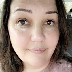 Brows & More - Brows retouch and eyeliner 2 days out!