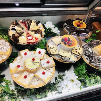 Chompie's - Deserts - Delis Near Me - Chandler, Arizona