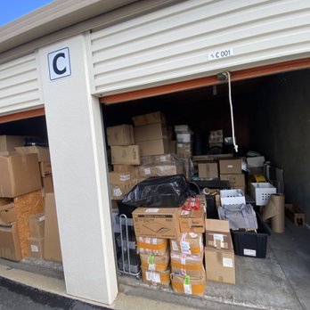 E-Z DUMPS - Storage Clean Out - Movers Near Me