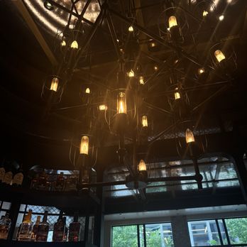 Yardbird Table & Bar - New American Near Me - Chicago, Illinois