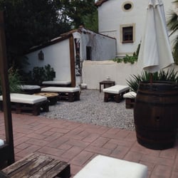 Can Sunyolet - Zona chill out para tomar algo por la noche