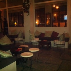 La Lola Café - Interior