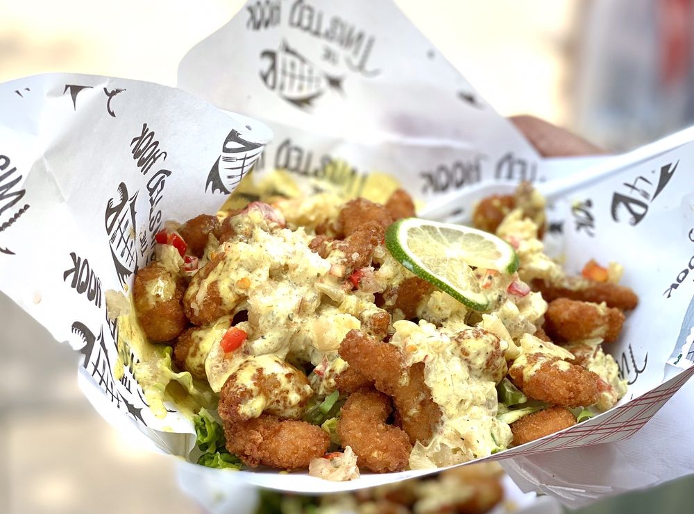 THE TWISTED HOOK 63 Main Street W, Grand Bend, Ontario, Canada Fish