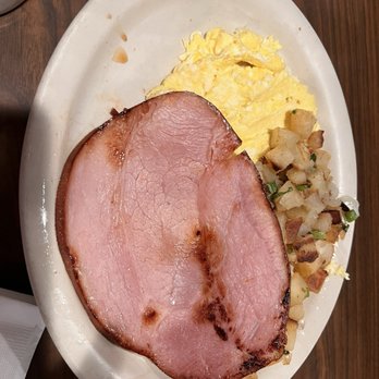 Cindi's NY Deli & Restaurant - Delis Near Me - Dallas, Texas