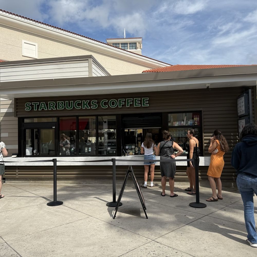 Starbucks - Coffee & Tea Near Me - Orlando, Florida Starbucks - Coffee & Tea Near Me - Orlando, Florida