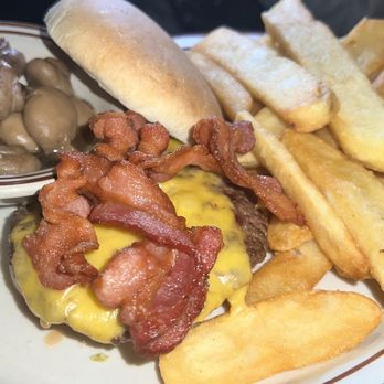 Steve's Sizzling Steaks - Kid's cheeseburger - Steakhouses Near Me - Carlstadt, New Jersey Steve's Sizzling Steaks - Kid's cheeseburger - Steakhouses Near Me - Carlstadt, New Jersey
