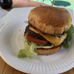Tasty Gorilla - Cheeseburger XL mit zwei Beef-Patties