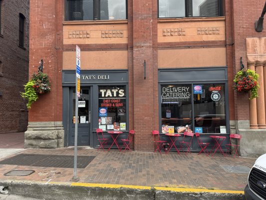 Tat’s Deli by null