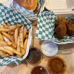 Prone To Plants - Lions Mane Nuggets, Lions Mane Sandwich, Lemon Pepper Fries, Jerk Chili Sauce, Ranch Sauce, BBQ Sauce