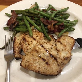 Bradford Cafe - Grilled chicken and GREAT green beans - Cafes Near Me - Montalba, Texas