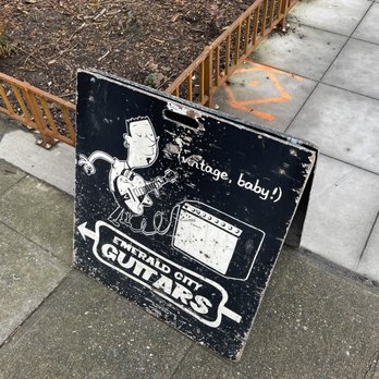 Emerald City Guitars - Guitar Stores Near Me - Seattle, Washington Emerald City Guitars - Guitar Stores Near Me - Seattle, Washington