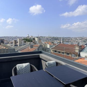 Adahan Hotel - Wonderful view from Beatrice, the roof terrace restaurant. - Hotels Near Me - Istanbul, 34