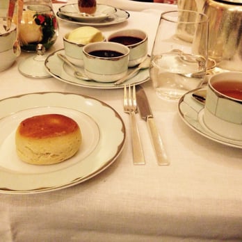 The Promenade - Scones, jam and clotted cream - Cafes Near Me - London, XGL The Promenade - Scones, jam and clotted cream - Cafes Near Me - London, XGL