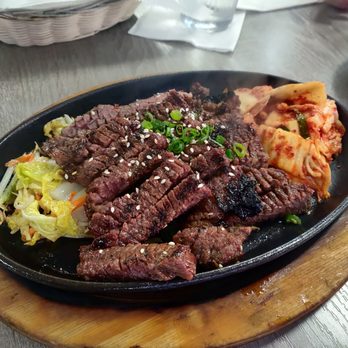 Side Street Inn - Boneless kalbi - Sports Bars Near Me - Honolulu, Hawaii Side Street Inn - Boneless kalbi - Sports Bars Near Me - Honolulu, Hawaii
