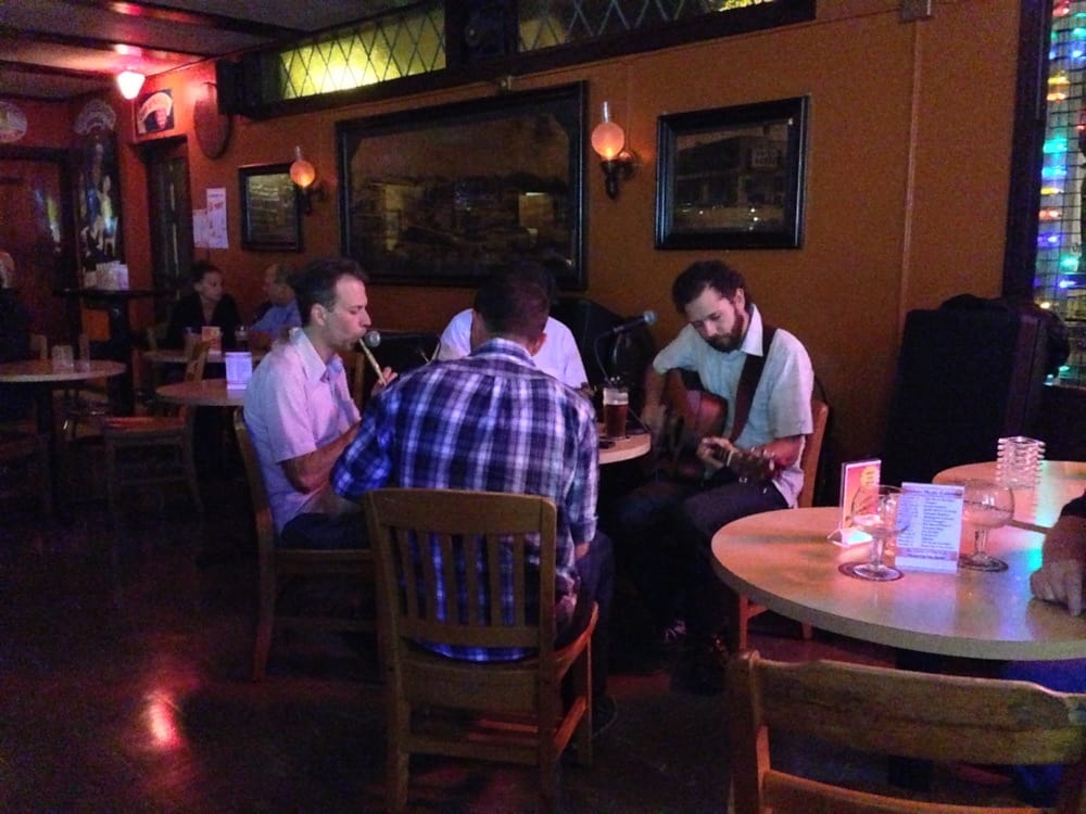 THE MALT HOUSE Updated August 2024 42 Photos & 90 Reviews 2609 E