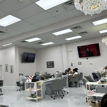 J Nails Salon Inc. - Interior....nice and spacious - Nail Salons Near Me - Freeport, New York J Nails Salon Inc. - Interior....nice and spacious - Nail Salons Near Me - Freeport, New York