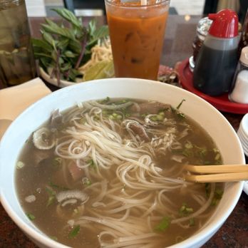 Golden Pho - Pho - Vietnamese Near Me - Kaneohe, Hawaii Golden Pho - Pho - Vietnamese Near Me - Kaneohe, Hawaii