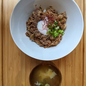 Gozen Shun - Sukiyaki beef bowl with miso soup - Japanese Near Me - Pasadena, California Gozen Shun - Sukiyaki beef bowl with miso soup - Japanese Near Me - Pasadena, California